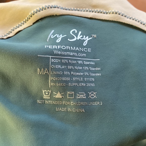 Two piece dance costume - Picture 8 of 8